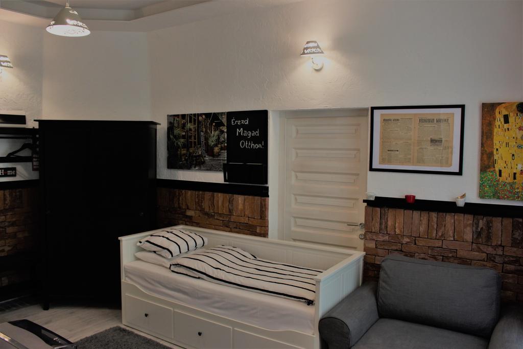Belvarosi Apartmanszallo - Kiskunfélegyháza Exterior foto