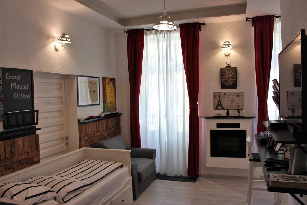 Belvarosi Apartmanszallo - Kiskunfélegyháza Exterior foto