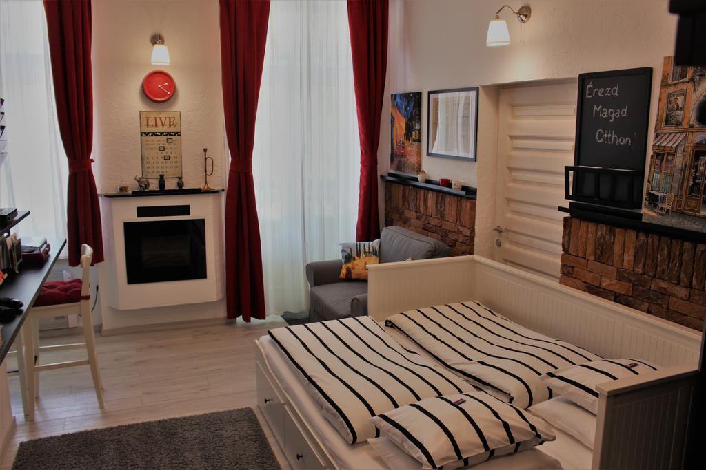 Belvarosi Apartmanszallo - Kiskunfélegyháza Exterior foto