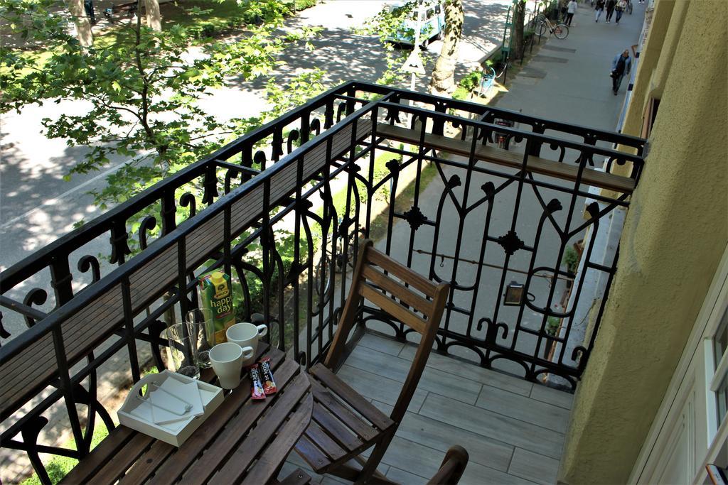 Belvarosi Apartmanszallo - Kiskunfélegyháza Exterior foto