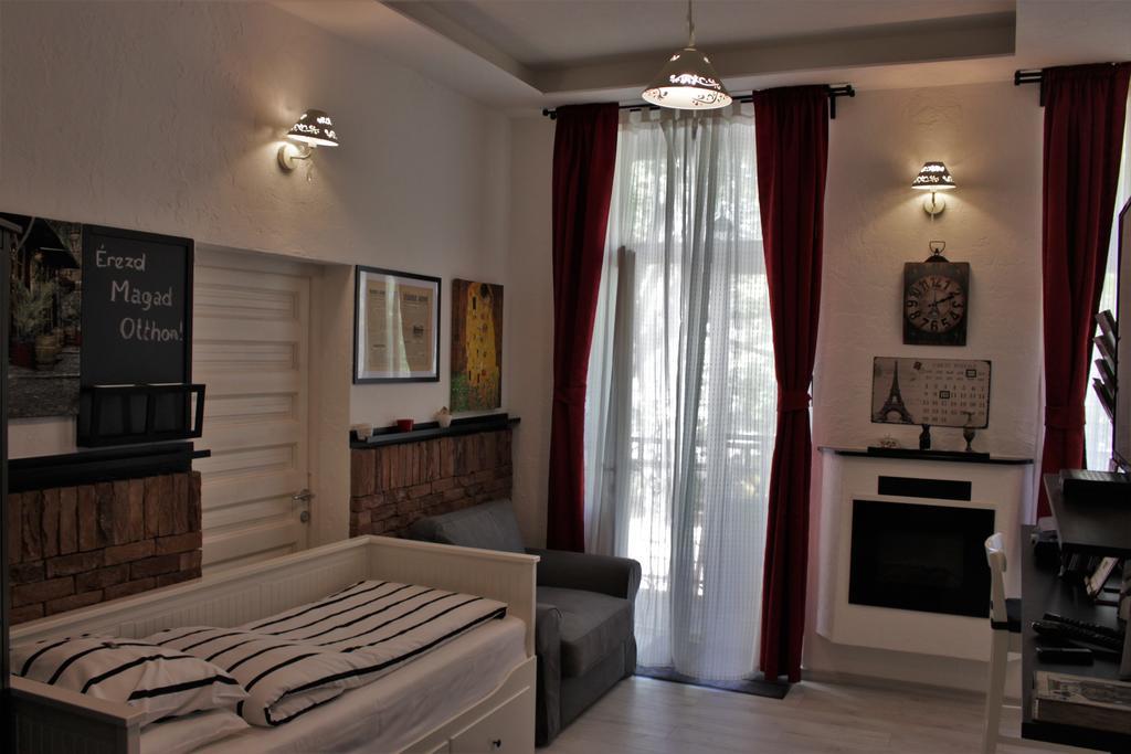 Belvarosi Apartmanszallo - Kiskunfélegyháza Exterior foto